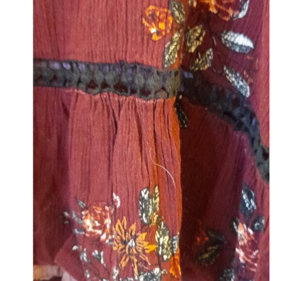 🎊3 FOR $10 BLUENOTES WOMENS LARGE FLORAL PLUM CARDIGAN - Picture 3 of 5